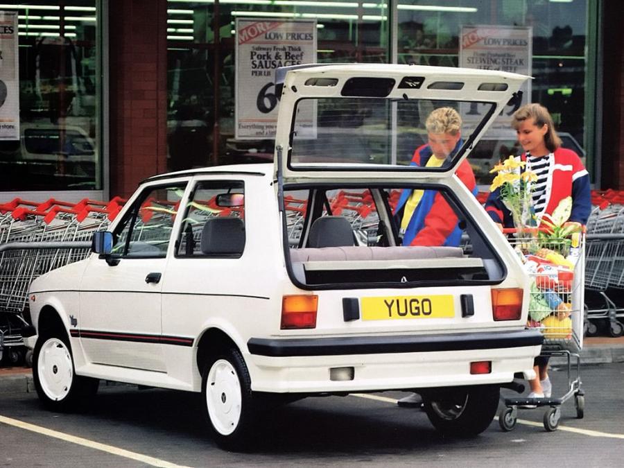 Багажник Yugo 55 GLS 1984 года  (UK) (фото 2 из 4)
